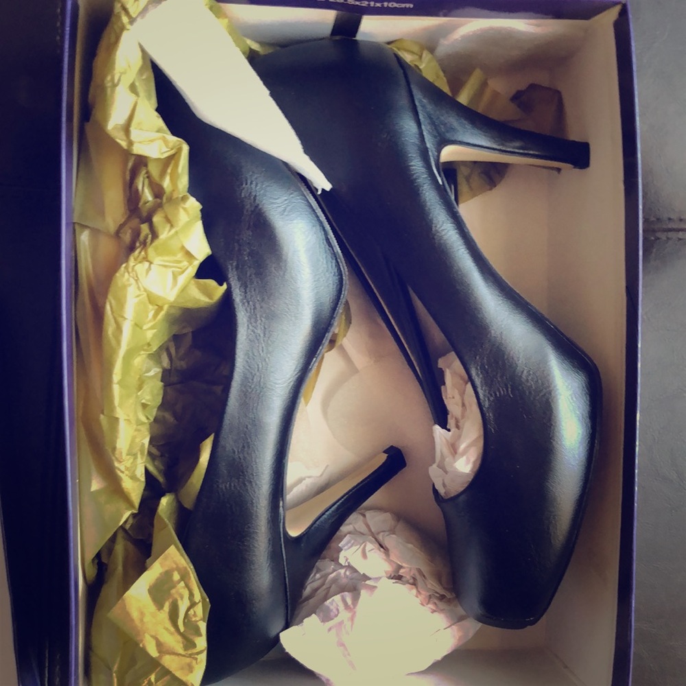 Black heels